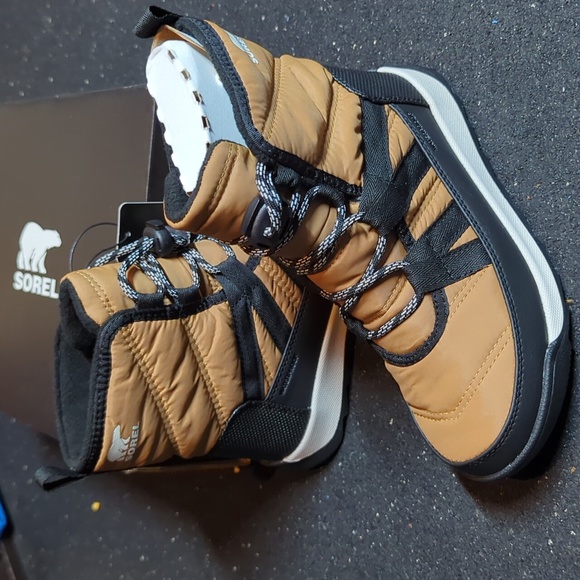 Sorel tan boots - Picture 1 of 6